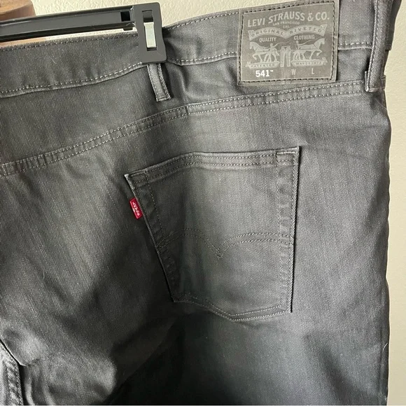 LEVIS Men's sz 60 x 32 541 Dark Gray Zipper Fly Jeans Denim - Picture 13 of 16